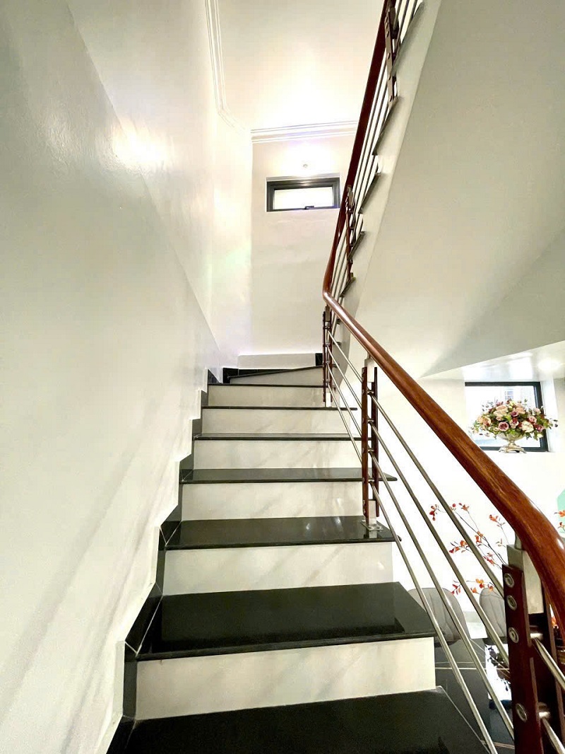 BÁN NHÀ NGÕ ĐƯỜNG HỒ SEN – LÊ CHÂN – HẢI PHÒNG